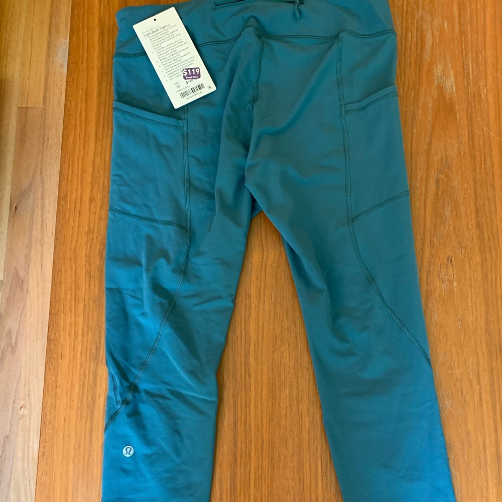 Lululemon 23” Tight Stuff Tight II cropped leggings